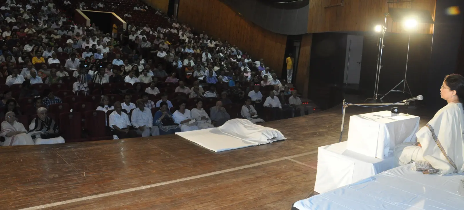 Smt. Jaya Row on stage before a packed hall